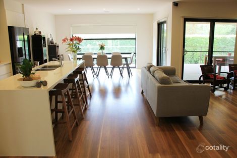 Property photo of 36 Robertson Street Curtin ACT 2605