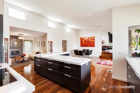 Property photo of 82 Summerfield Drive Mornington VIC 3931
