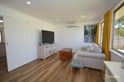 Property photo of 64 Greenmeadows Crescent Toongabbie NSW 2146