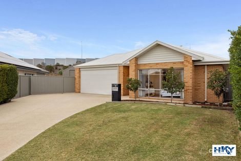 Property photo of 122 Bernborough Avenue Caversham WA 6055