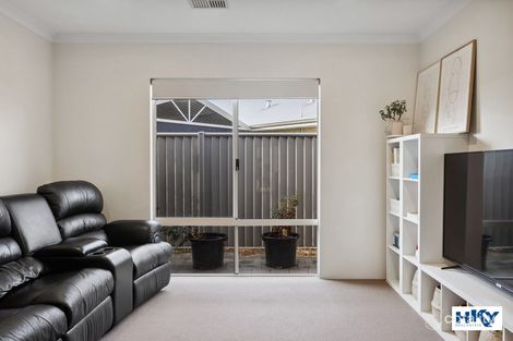Property photo of 122 Bernborough Avenue Caversham WA 6055