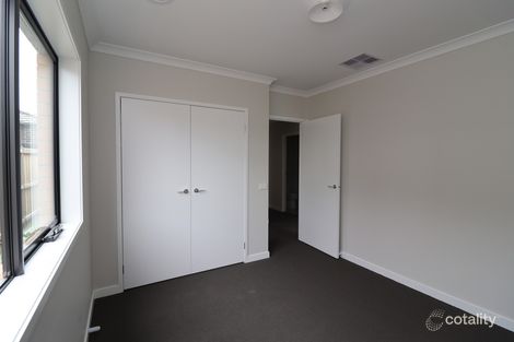 Property photo of 14 Peckham Avenue Wollert VIC 3750