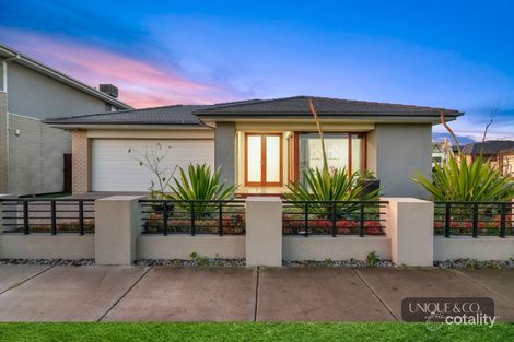 Property photo of 33 Bolte Drive Truganina VIC 3029