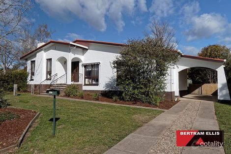 6 Mccabe Cres, Holt, ACT 2615