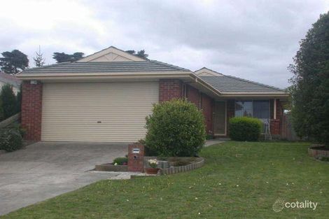 52 Warrawong Dr, Berwick, VIC 3806