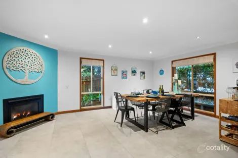 Property photo of 7 Sherston Close Niagara Park NSW 2250
