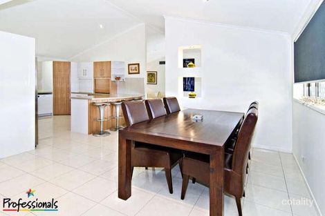 Property photo of 3 Pinecone Court Bunya QLD 4055