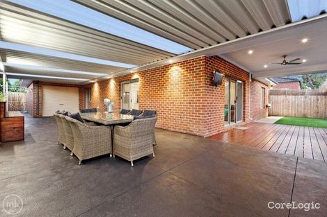 Property photo of 10 Autumn Grove Mernda VIC 3754