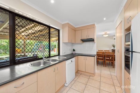 Property photo of 70 Cadogan Street Carindale QLD 4152