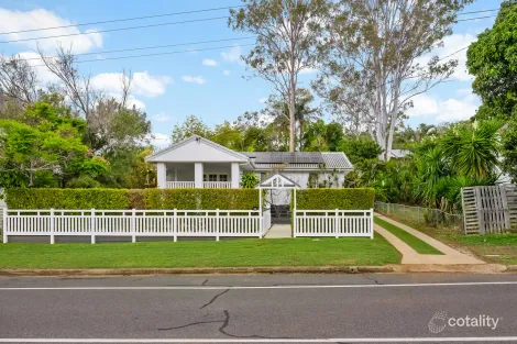 28 Charles St, West Gladstone, QLD 4680