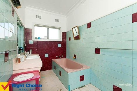 Property photo of 39 Addison Avenue Lake Illawarra NSW 2528