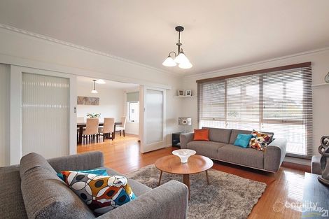 Property photo of 5 Montclair Court Bentleigh East VIC 3165