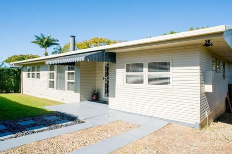 Property photo of 8 Horder Avenue Labrador QLD 4215