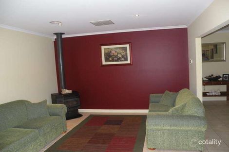 Property photo of 1 Parkside View South Morang VIC 3752