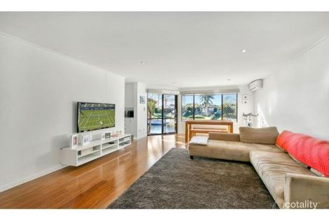Property photo of 1/39 Karbunya Street Mermaid Waters QLD 4218