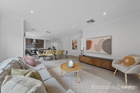 Property photo of 50 Clydevale Avenue Clyde North VIC 3978