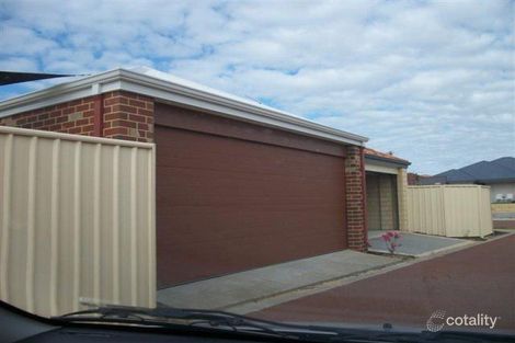 25 Lascelles Crcs, Lakelands, WA 6180