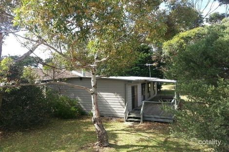19 Dossetor Rd, St Leonards, VIC 3223