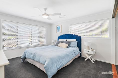 Property photo of 3 Yanko Close Riverhills QLD 4074