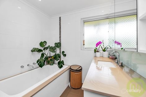 Property photo of 4 Ham Place Garran ACT 2605