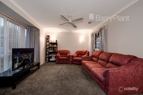 Property photo of 52 Smethurst Avenue Pakenham VIC 3810