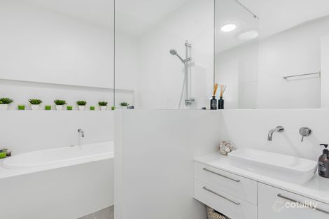 Property photo of 1/5 Egerton Street Southport QLD 4215