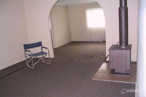 Property photo of 24 Neath Street Pelaw Main NSW 2327