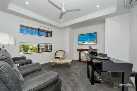 Property photo of 17 The Rocks Boulevard Cosgrove QLD 4818