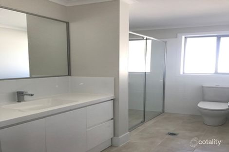 Property photo of 2/154 Croudace Road Elermore Vale NSW 2287