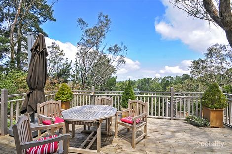 Property photo of 2 Myoori Avenue Wentworth Falls NSW 2782