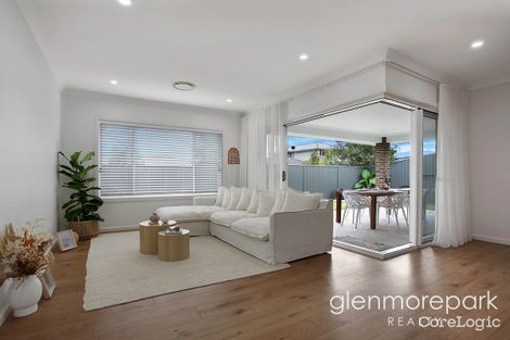 Property photo of 21 Edgewater Drive Glenmore Park NSW 2745