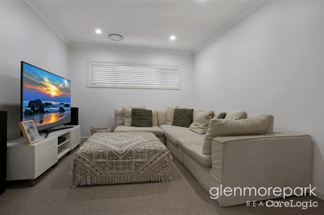 Property photo of 21 Edgewater Drive Glenmore Park NSW 2745