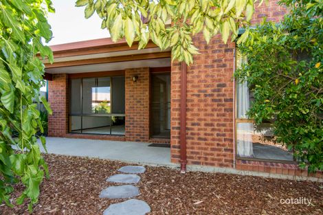 Property photo of 9 Heslop Court Horsham VIC 3400