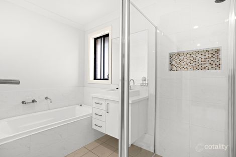 Property photo of 1 Jemima Close Flinders NSW 2529