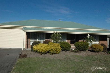 28 Webster Dr, Sebastopol, VIC 3356