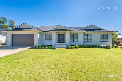 Property photo of 8 Pine Court Springvale NSW 2650