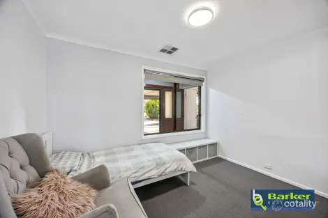 Property photo of 51 Jedna Close Craigmore SA 5114