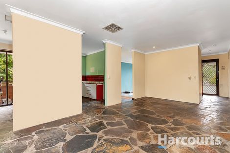 Property photo of 4 Pageant Loop Heathridge WA 6027