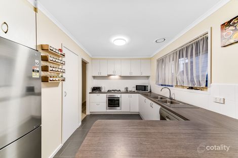 Property photo of 1/9 Lydia Mary Drive Berwick VIC 3806