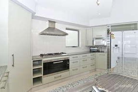 Property photo of 42 Moores Crescent Varsity Lakes QLD 4227