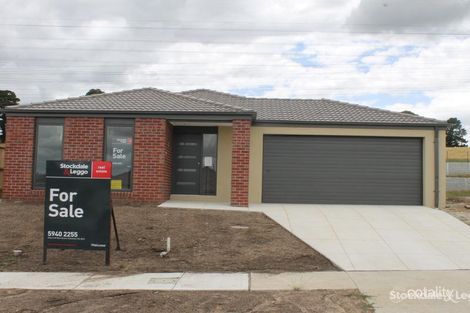 Property photo of 44 Meadowlea Crescent Pakenham VIC 3810