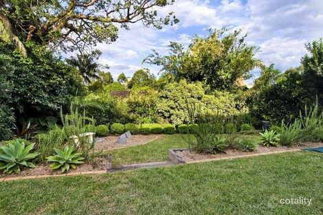 Property photo of 28 Holdsworth Avenue St Leonards NSW 2065