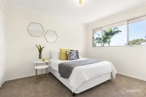 Property photo of 149 Cribb Road Carindale QLD 4152