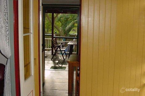 Property photo of 11 Signal Row Shorncliffe QLD 4017