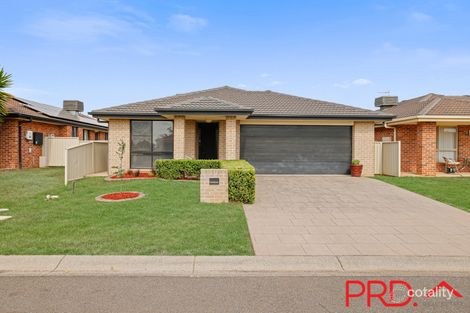 8 Lindsay Rd, Westdale, NSW 2340