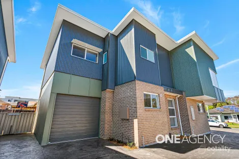 2/72 Kingston St, Oak Flats, NSW 2529