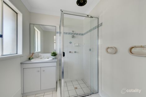 Property photo of 11 Grevillea Place Bridgeman Downs QLD 4035