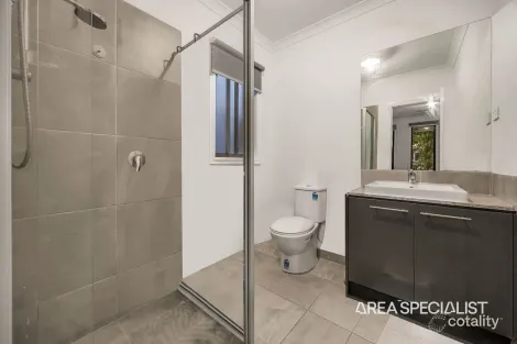 Property photo of 35 Skypac Street Weir Views VIC 3338