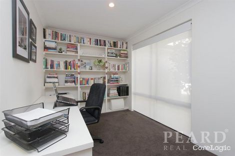 Property photo of 23 Wattlebird Crescent Ellenbrook WA 6069