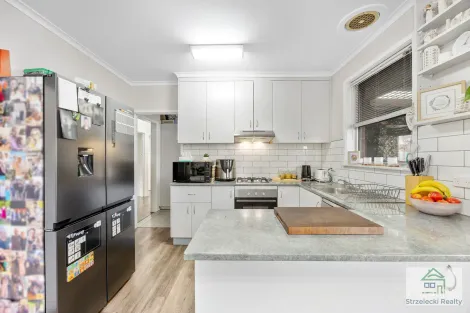 Property photo of 4 Ritchie Road Churchill VIC 3842